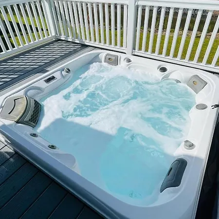 Wentbridge With Hot Tub * Γιορκ