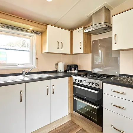 Wentbridge With Hot Tub * York