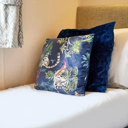 Wentbridge With Hot Tub Holiday home York