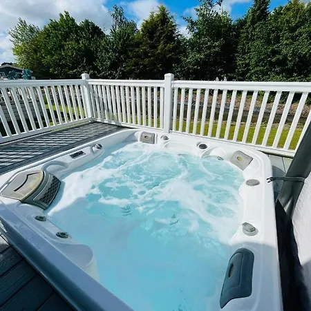 Wentbridge With Hot Tub Ferienhaus York